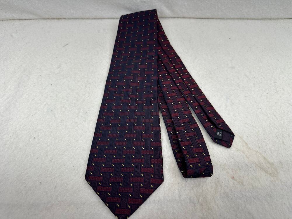 Tom James Exec. Collection 100% Silk Tie in Burgundy Blue Gold Geometric Print